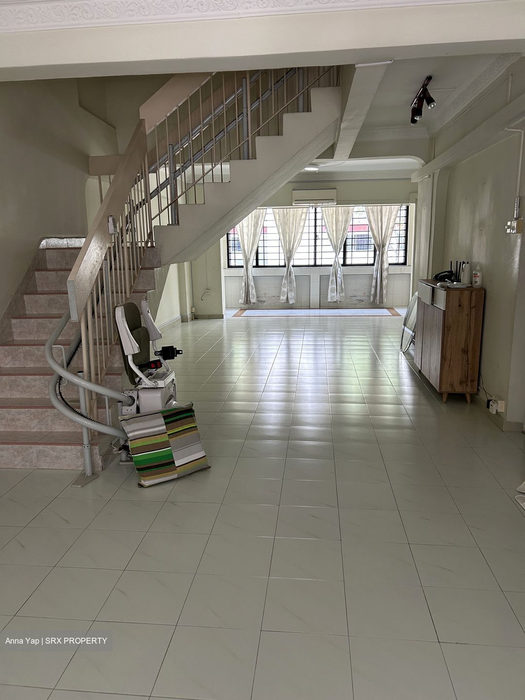 Blk 406 Jurong West Street 42 (Jurong West), HDB Executive #598707971